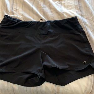 Gap maternity workout shorts